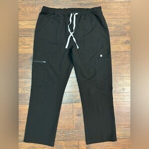 Figs Men's Black Cairo Cargo Scrub Pants